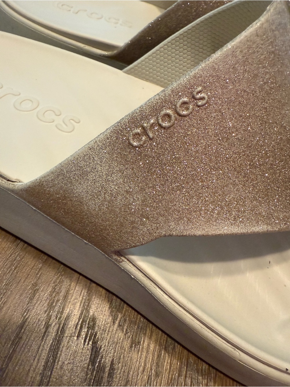 CROCS Women’s Glitter Slide Sandals in Gold/ Cream - Picture 4 of 8